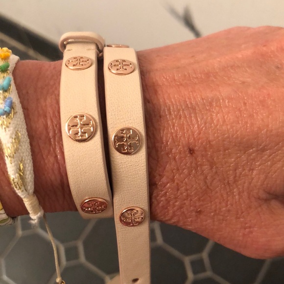 Double Wrap Logo Stud Bracelet